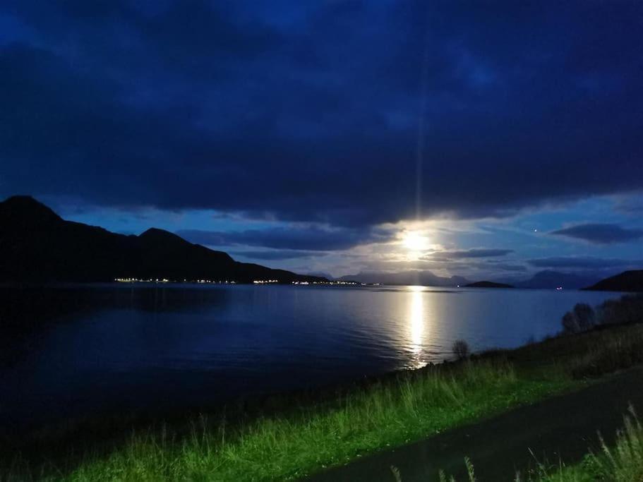 Innsletta Holiday Home Harstad Esterno foto