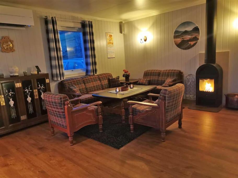 Innsletta Holiday Home Harstad Esterno foto
